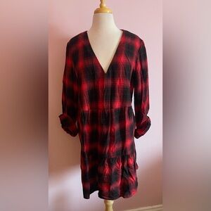Divided Red and Black Plaid V-Neck Tunic